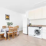 Quiet And Cozy Workation Place Near The Town Center With Cliffs And Ocean View 公寓