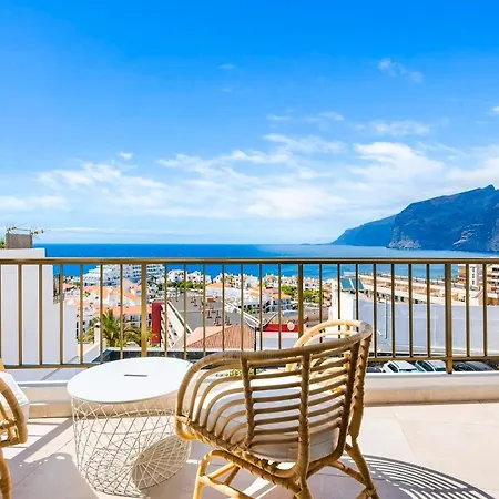 Quiet And Cozy Workation Place Near The Town Center With Cliffs And Ocean View Apartment