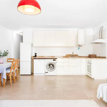 Quiet And Cozy Workation Place Near The Town Center With Cliffs And Ocean View Puerto de Santiago (Tenerife)