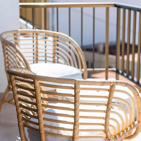 Quiet And Cozy Workation Place Near The Town Center With Cliffs And Ocean View Apartment